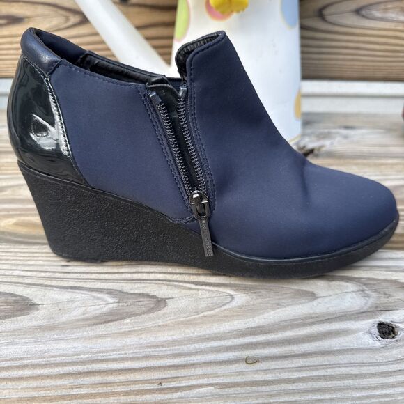 Donald J. Pliner Nikita-D Wedge Navy Blue Size 8.5 Fabric/Leather Upper - Picture 1 of 11